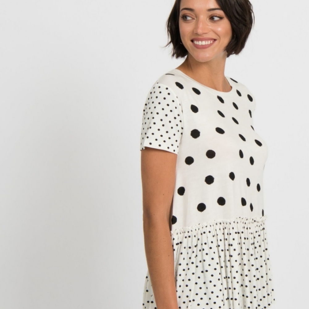 Agnes and Dora Relaxed Ruffle Tee
